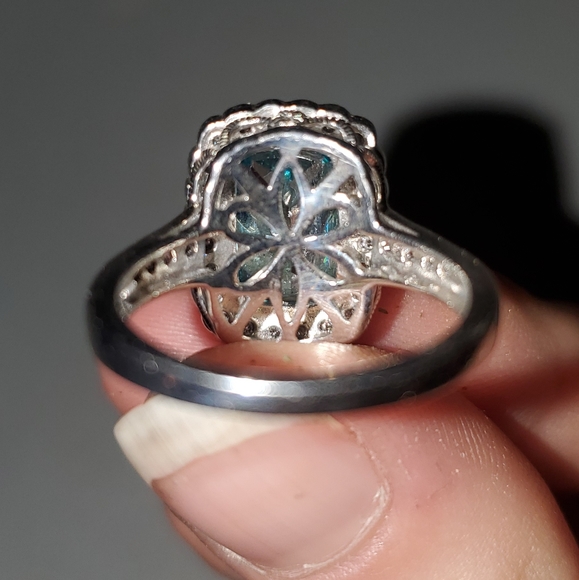 Ring - Picture 4 of 4